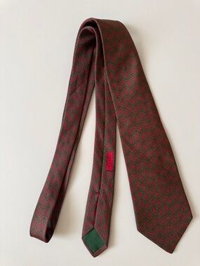 Hermès Paris 100% Silk Tie 7169 FA Interlocking Quatrefoil H Scroll
